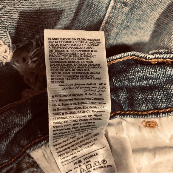 OLD NAVY JEAN Shorts, Boyfriend Short Size 2 - Picture 5 of 6